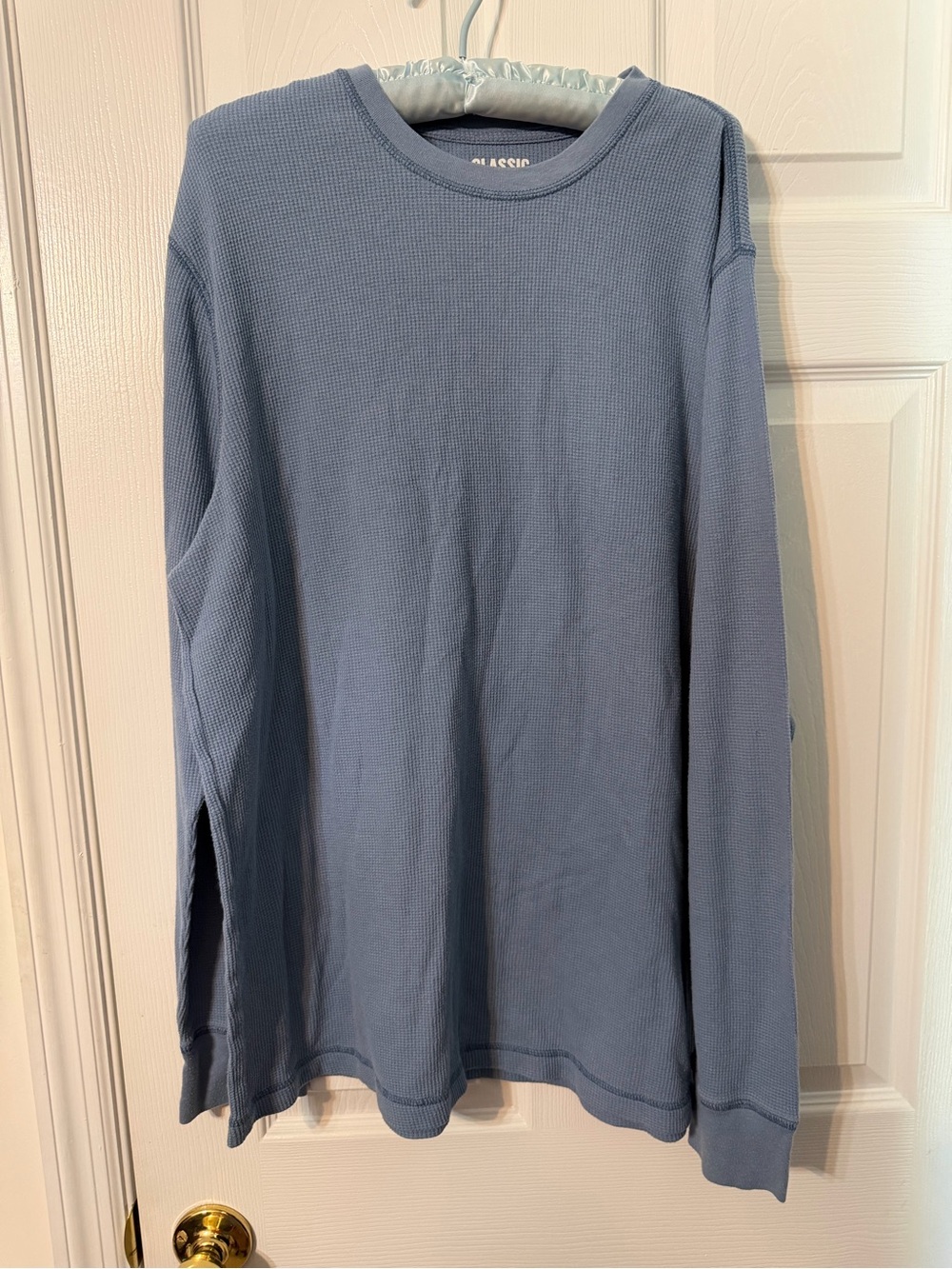 Men’s old navy waffle weave long sleeve top
